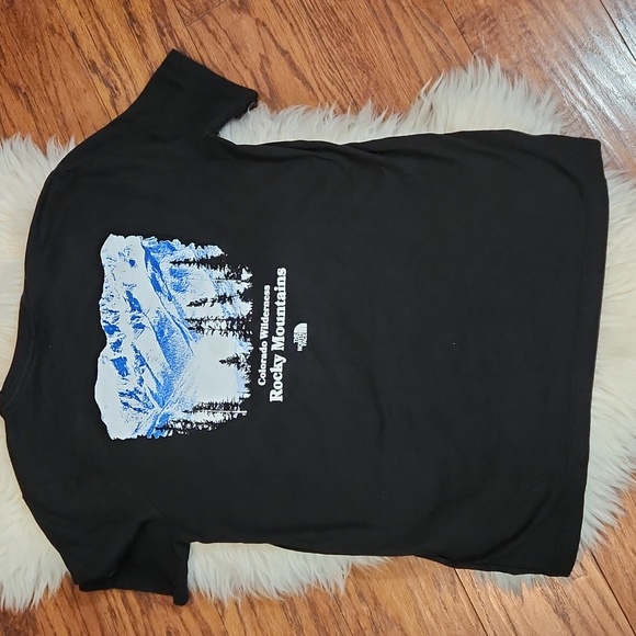 The North Face Rocky Mountains Cotton Graphic Tshirt - Picture 4 of 5